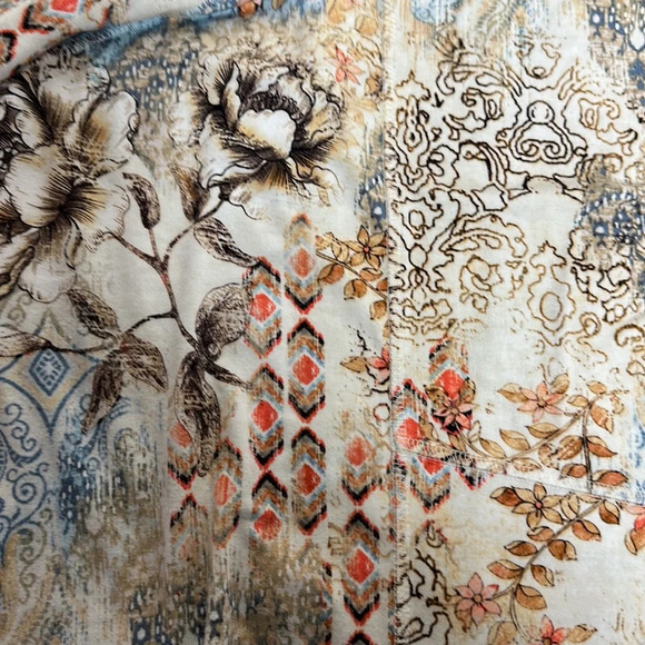 Chico’s Zenergy Tunic Top Sz2 - Picture 8 of 9